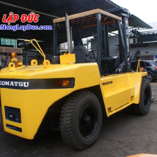 KOMATSU 13.5 ton Diesel Forklift Model FD135-4 # 01691 18