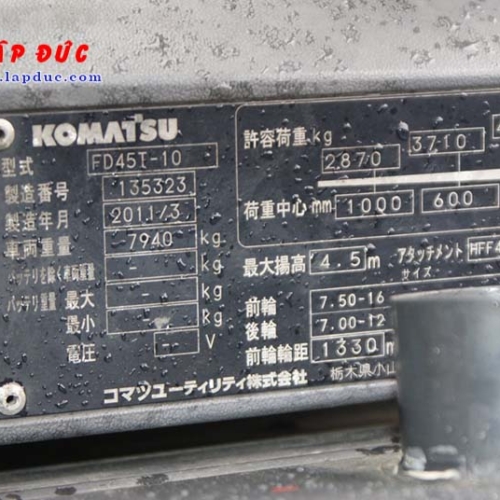 Xe nâng 4.5 tấn dầu KOMATSU FD45T-10 # 135323 giá rẻ