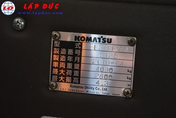 Xe nâng điện KOMATSU đứng lái 3 tấn FB30RFV-4