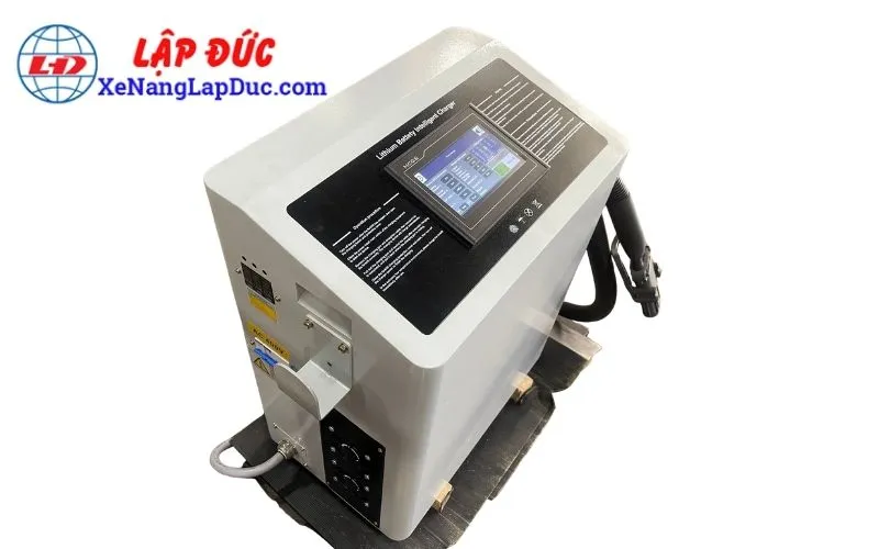 Máy sạc nhanh pin Lithium Xe nâng 48V 100A