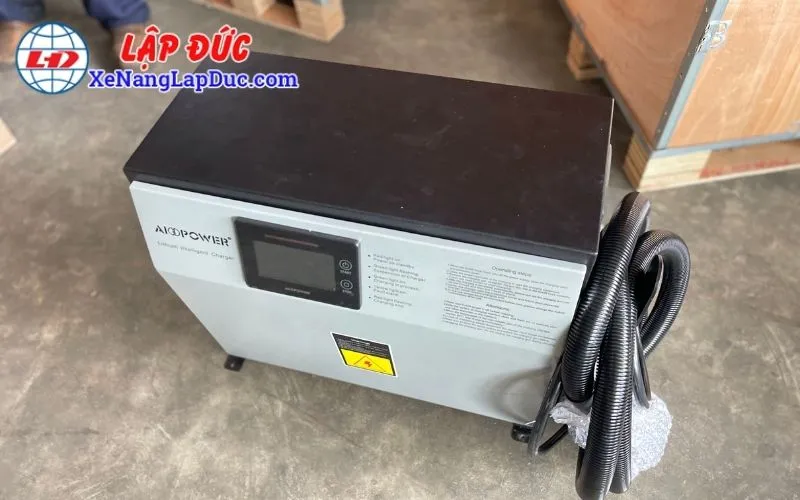 Máy sạc nhanh pin Lithium Xe nâng 48V 150A