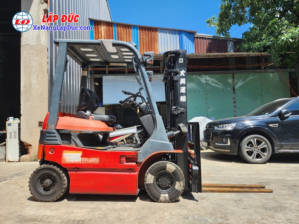 Xe nâng điện Toyota 7FB14 sử dụng Hệ thống điện AC cung cấp hiệu suất tương đương với xe nâng chạy bằng động cơ có sức nâng tương tự