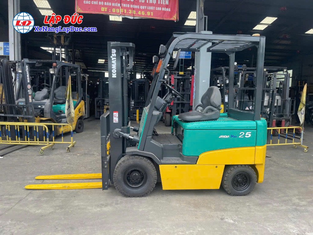 Xe nâng điện 2.5 tấn KOMATSU FB25EX-11