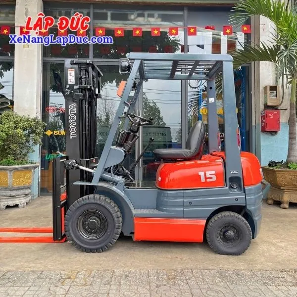 Xe Nâng Xăng 1.5 Tấn TOYOTA 6FG15