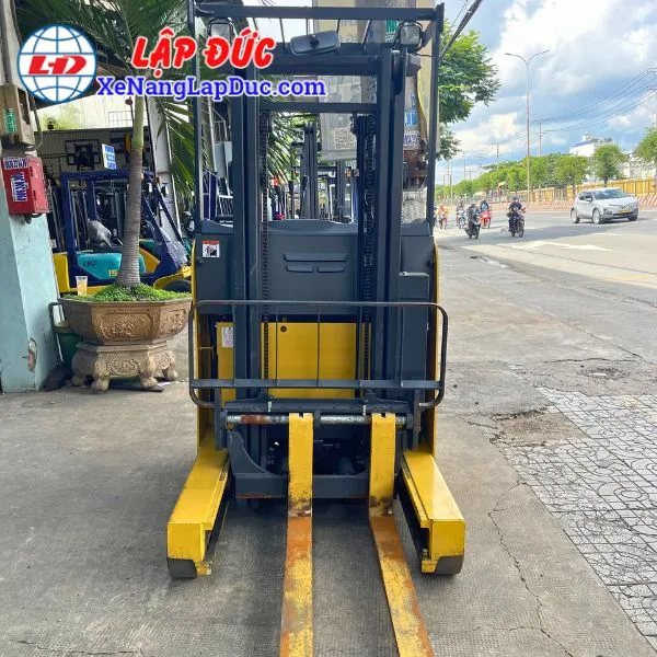 Xe Nâng Điện Đứng 1 Tấn KOMATSU FB10RL-15