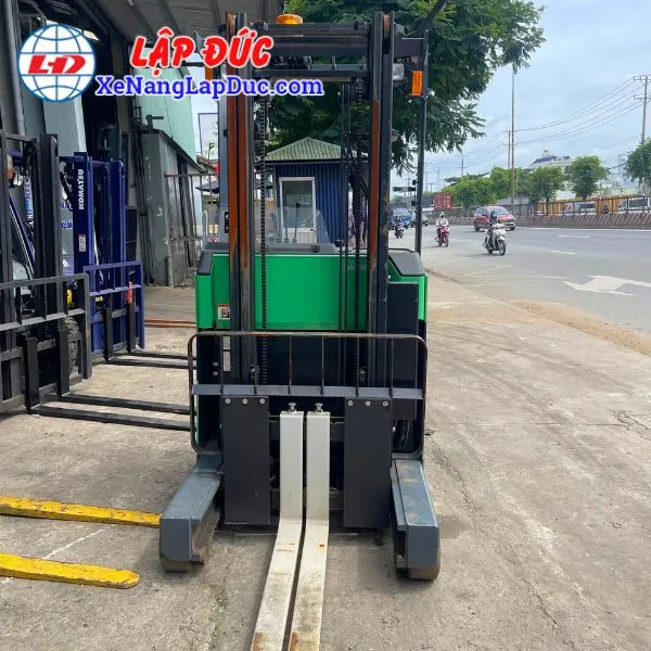 Xe Nâng Điện Đứng 1 Tấn TOYOTA 8FBR10