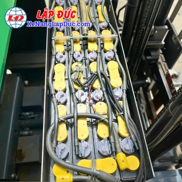 xe-nang-dien-dung-1-tan-toyota-8fbr10-2 (8) Xe Nâng Điện Đứng 1 Tấn TOYOTA 8FBR10