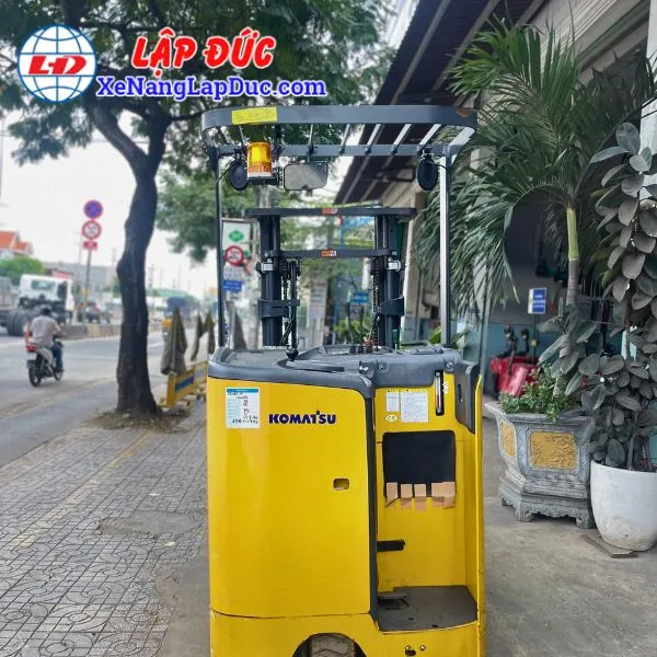 Xe Nâng Điện Đứng Lái 1 Tấn KOMATSU FB10RL-15