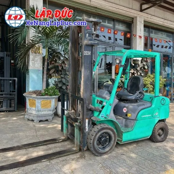 Xe Nâng Dầu 2.5 Tấn MITSUBISHI FDE25T