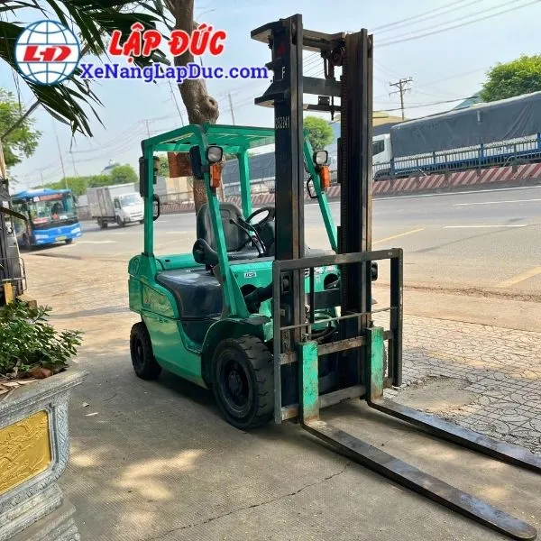 Xe Nâng Dầu 2.5 Tấn MITSUBISHI FDE25T