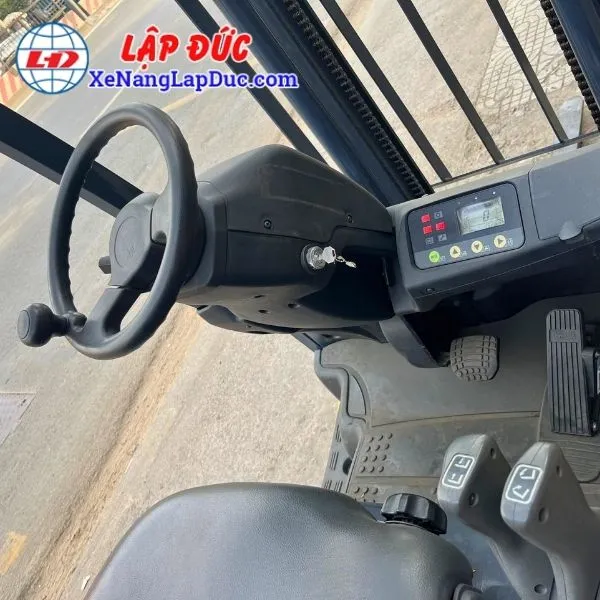 Xe Nâng Điện Ngồi Lái 1.5 Tấn KOMATSU FB15-12