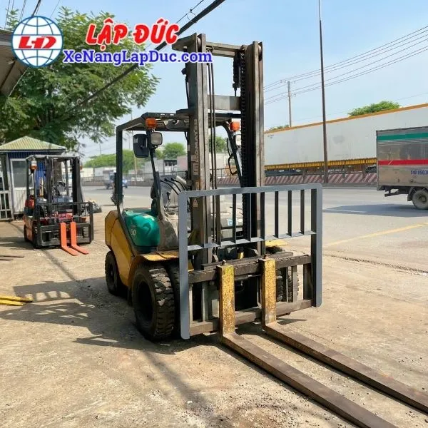 Xe Nâng Dầu 3 Tấn KOMATSU FD30C-16