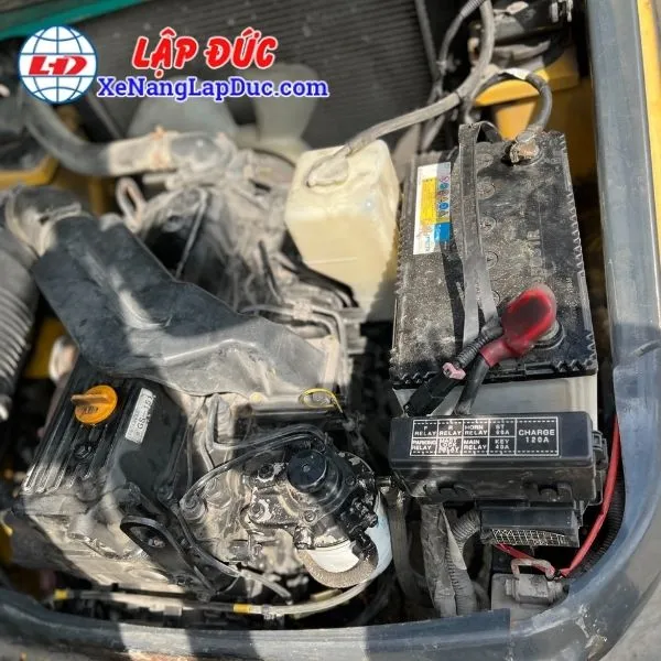 Xe Nâng Dầu 3 Tấn KOMATSU FD30C-16