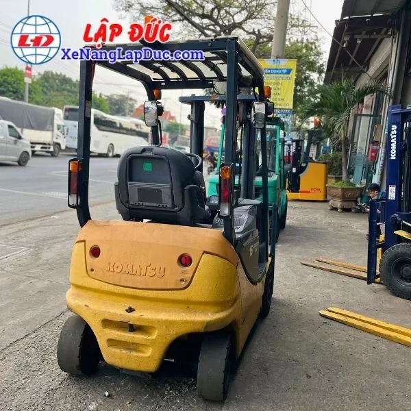 Xe Nâng Điện Ngồi Lái 1.5 Tấn KOMATSU FB15-12