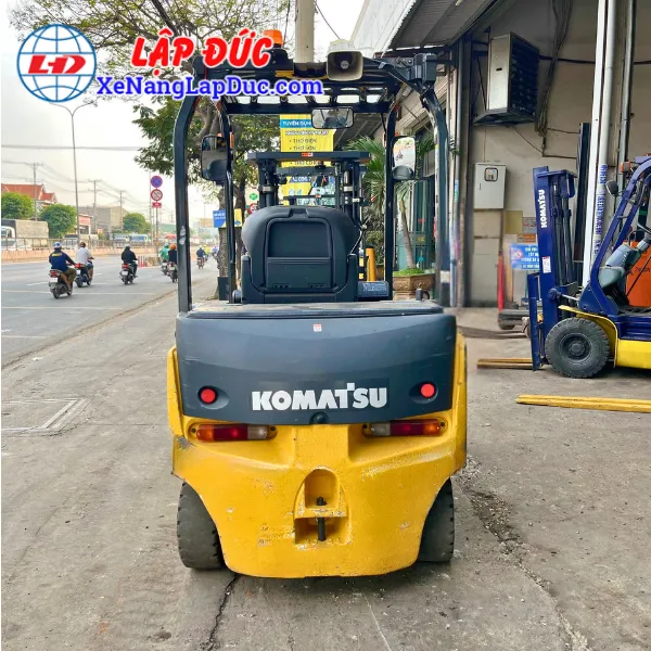 Xe Nâng Điện Ngồi Lái 2.5 Tấn KOMATSU FB25-12