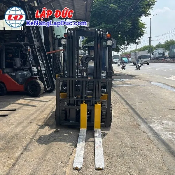 Xe Nâng Điện Ngồi Lái 2 Tấn KOMATSU FB20-12