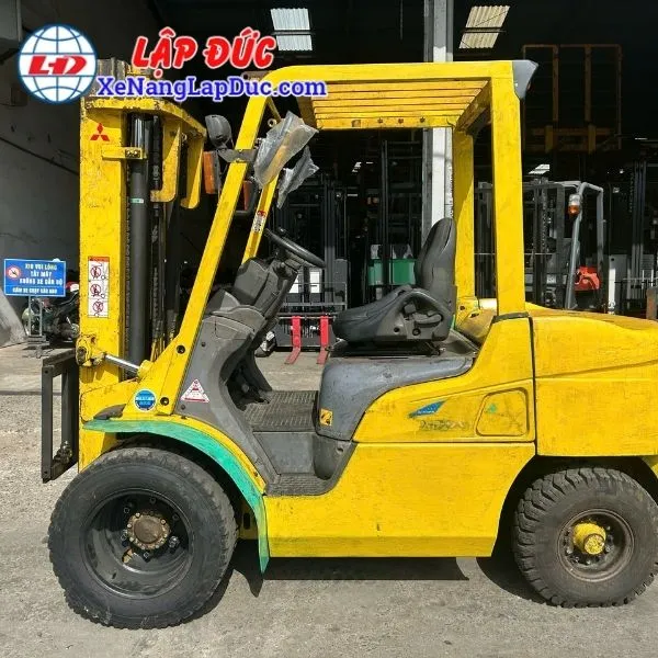 Xe Nâng Dầu 3 Tấn MITSUBISHI FD30T