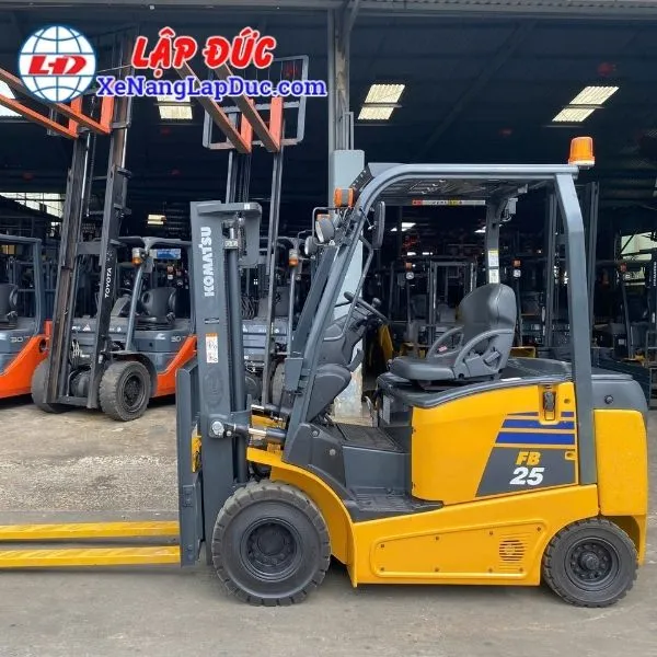 Xe Nâng Điện Ngồi Lái 2.5 Tấn KOMATSU FB25-12