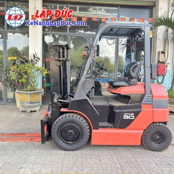 Xe Nâng Điện Ngồi Lái 3 Tấn TOYOTA 8FB30