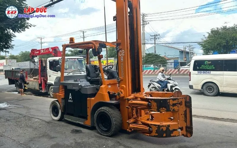 Xe Nâng Điện Ngồi Lái 4 Tấn TOYOTA 7FBM40