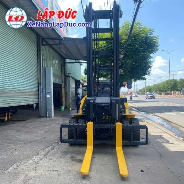 Xe Nâng Dầu 8 Tấn KOMATSU FH80-1