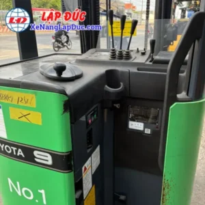 Xe Nâng Điện Đứng Lái 900 Kg TOYOTA 8FBRK9