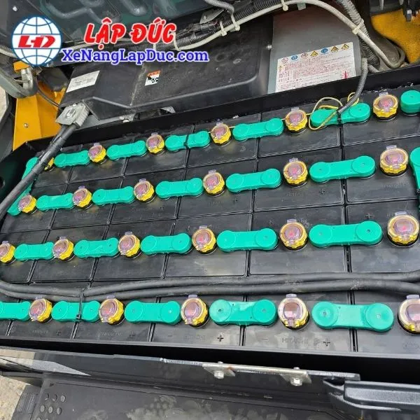 Xe Nâng Điện Ngồi Lái 1.5 Tấn KOMATSU FB15-12