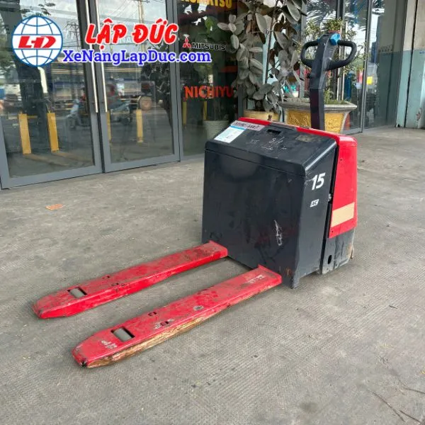 Xe nâng tay điện 1.5 tấn Nichiyu PLD15-70-C10