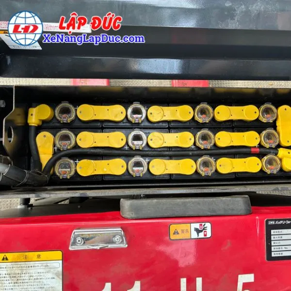 Xe nâng tay điện 1.5 tấn Nichiyu PLD15-70-C10