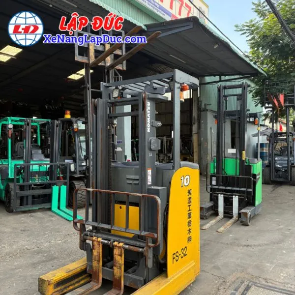 Xe Nâng Điện Đứng Lái 1 Tấn KOMATSU FB10RW-15
