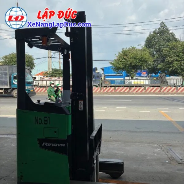 Xe Nâng Điện Đứng Lái 1 Tấn TOYOTA 8FBRK10