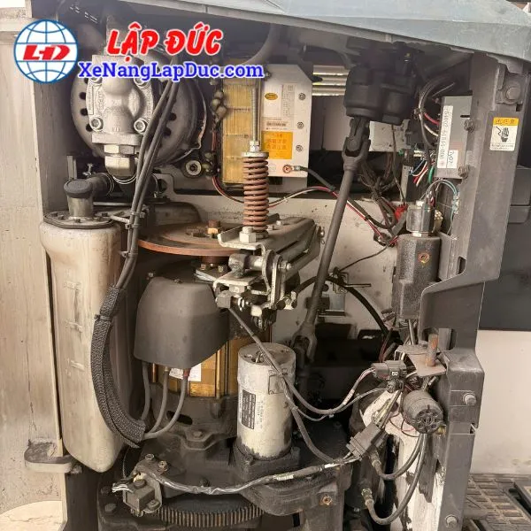 Xe Nâng Điện Đứng Lái 2.5 Tấn NICHIYU FBRM25-80-430AF