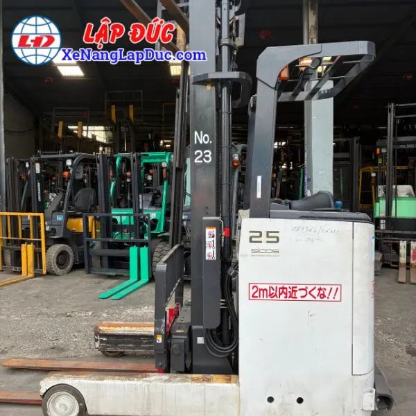 Xe Nâng Điện Đứng Lái 2.5 Tấn NICHIYU FBRM25-85B-450SF