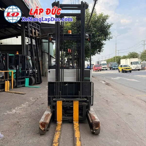 xe-nang-dien-dung-lai-2-tan-nichiyu-fbrm20-80b-450sf (4) Xe Nâng Điện Đứng Lái 2 Tấn NICHIYU FBRM20-80B-450SF
