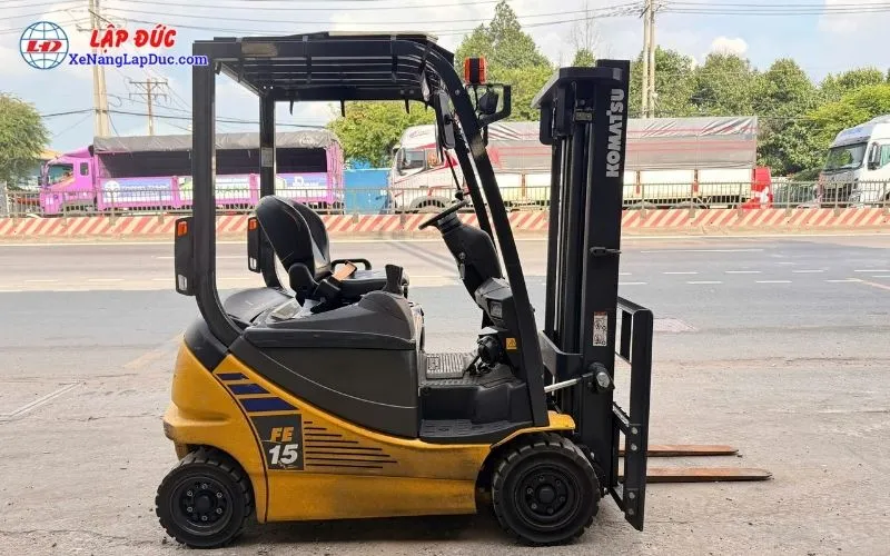 Xe Nâng Điện Ngồi Lái 1.5 Tấn KOMATSU FE15-1