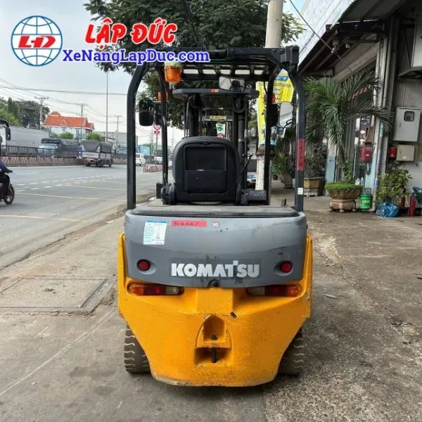 xe-nang-dien-ngoi-lai-2-5-tan-komatsu-fe25-1-6 (5) Xe Nâng Điện Ngồi Lái 2.5 Tấn KOMATSU FE25-1